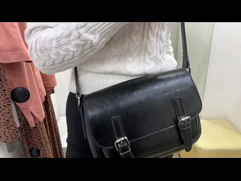 ❤️ 年輕婊子 FeralBerry 在試衣間用假陽具公開自慰 ️❌ 俄羅斯色情 在 zh-tw.mrpornogratis.ru ❌️
